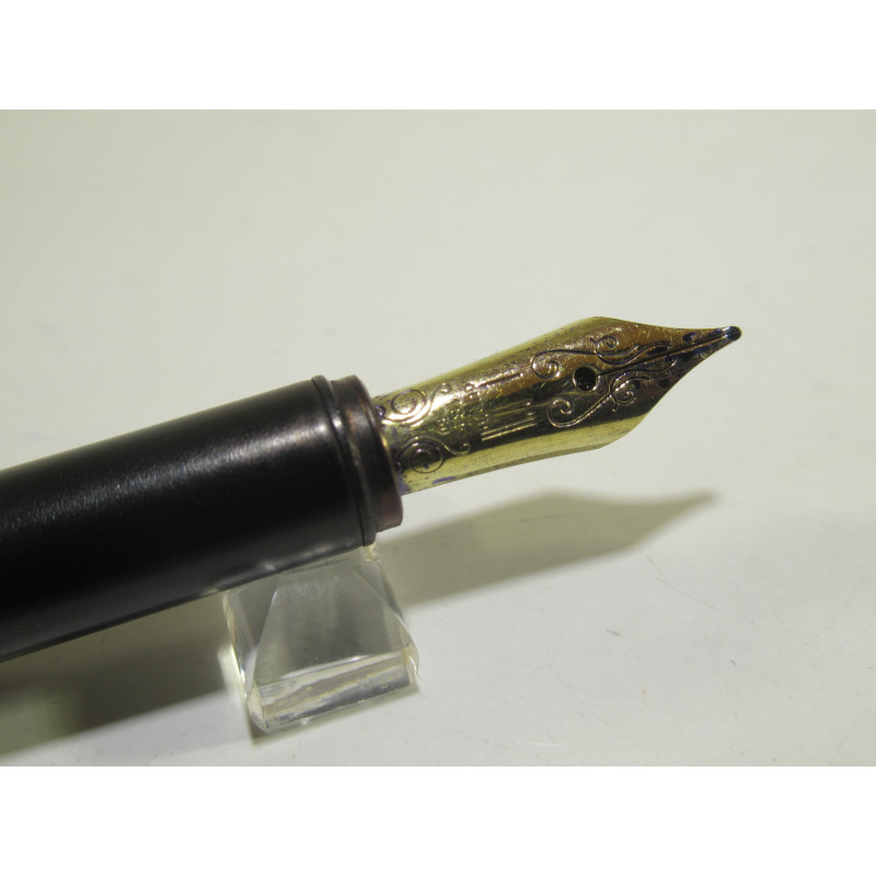 Fountain pen DUNHILL gold nib